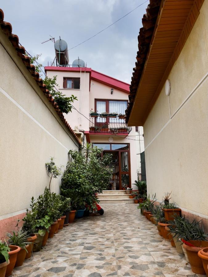 Vila Kodra Tirana Exterior foto